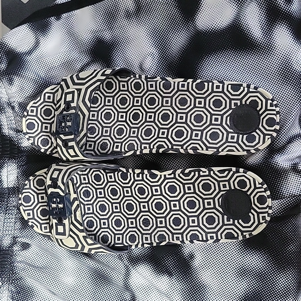 Tory burch sandals